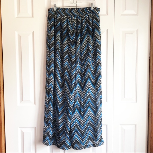 Dots 1X Checkered Chevron Wide Leg Palazzo Pants - Picture 13 of 16